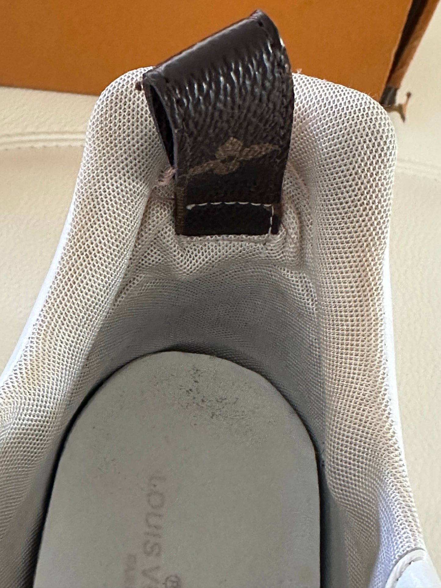 SNEAKERS LOUIS VUITTON