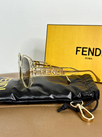 LUNETTE DE SOLEIL FENDI