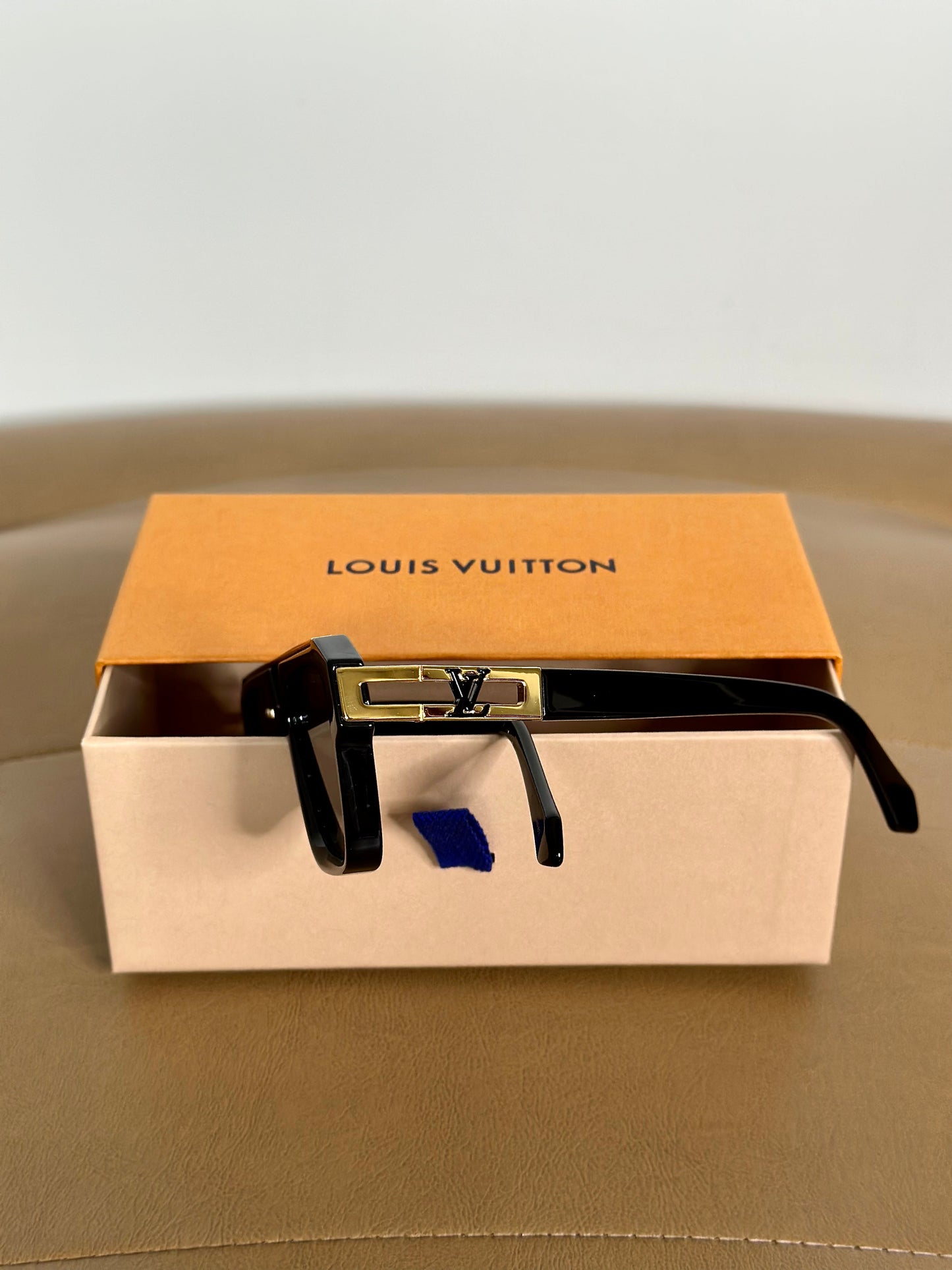 LUNETTES DE SOLEIL LOUIS VUITTON